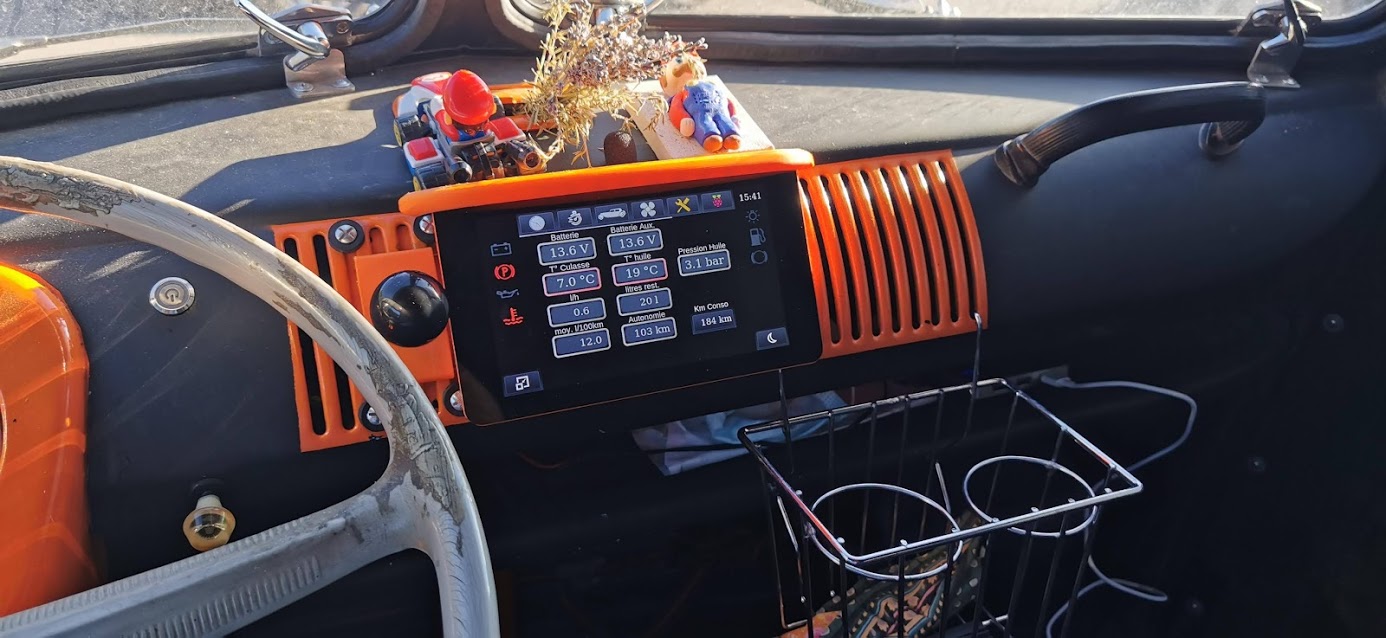 VW T1 Combi split, on note la 2nd batterie…